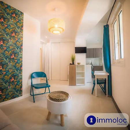 Air-conditioned In Fabron Apartment Nizza